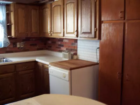 416 E Locust St, Paris, MO 65275 photo 18