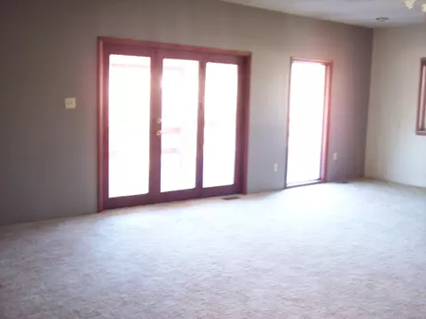 416 E Locust St, Paris, MO 65275 photo 25