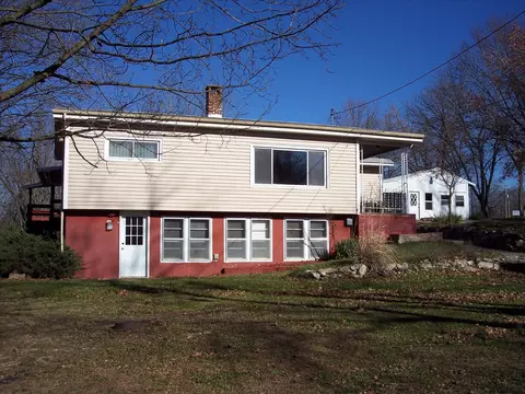 416 E Locust St, Paris, MO 65275 photo 3