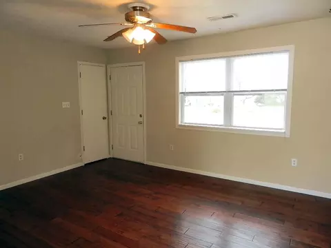 429 E Clearview Dr, Columbia, MO 65202 photo 3