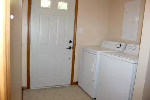 206 4th St, Pilot Grove, MO 65276 photo 19