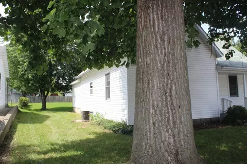 206 4th St, Pilot Grove, MO 65276 photo 24