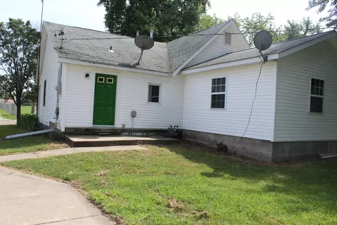 206 4th St, Pilot Grove, MO 65276 photo 22