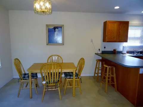 572 E Clearview Dr, Columbia, MO 65202 photo 4