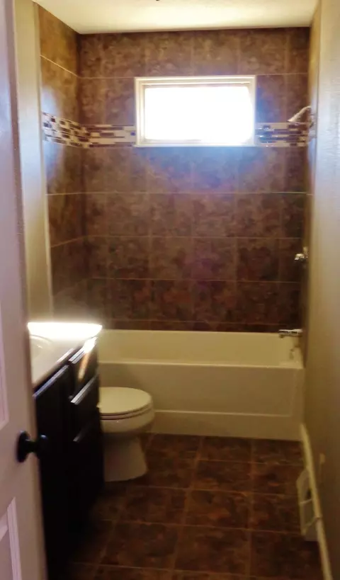 700 W Bruton St, Centralia, MO 65240 photo 8