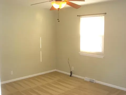 472 E Hackberry Blvd, Columbia, MO 65202 photo 6