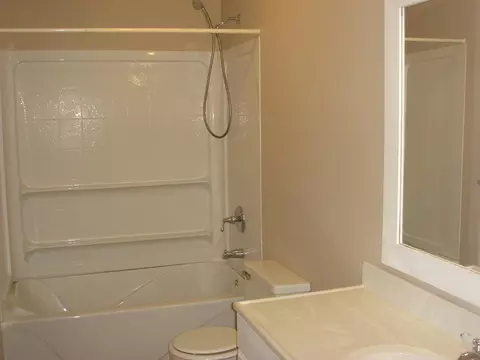 472 E Hackberry Blvd, Columbia, MO 65202 photo 9