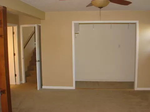 472 E Hackberry Blvd, Columbia, MO 65202 photo 11