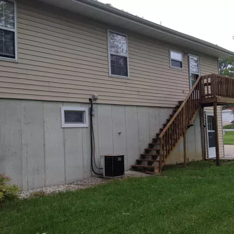 127 Hunter Ln, Holts Summit, MO 65043 photo 3