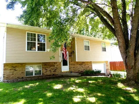 220 E Winter St, Columbia, MO 65202 photo 1