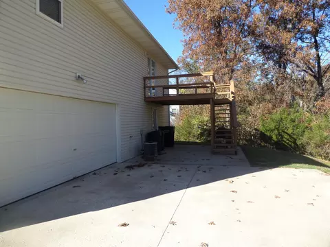 1843 Rabbit Run Ct, Holts Summit, MO 65043 photo 13