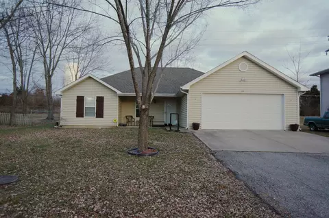 544 E Clearview Dr, Columbia, MO 65202 photo 1