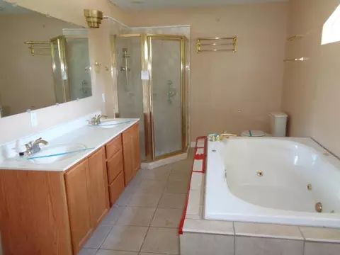 21 E Clearview Dr, Columbia, MO 65202 photo 2