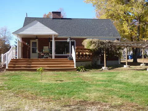 1206 Vine St, Fulton, MO 65251 photo 2