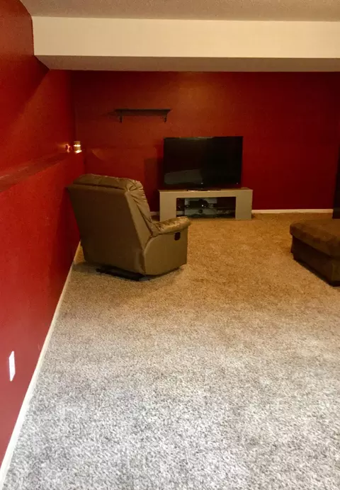 361 E Sackets Rd, Columbia, MO 65202 photo 4