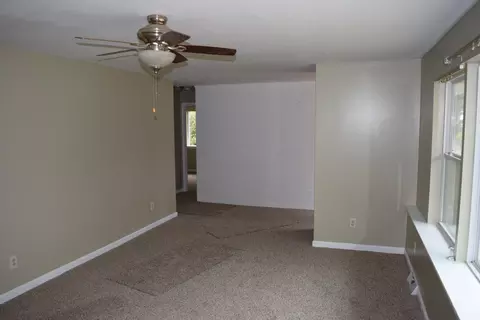 200 W Phyllis Ave, Columbia, MO 65202 photo 3