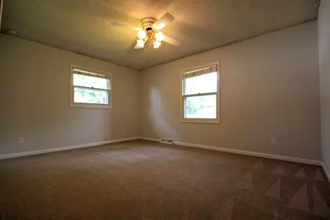205 S Walnut St, Ashland, MO 65010 photo 13