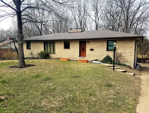 609 Manor Dr, Columbia, MO 65203 photo 1