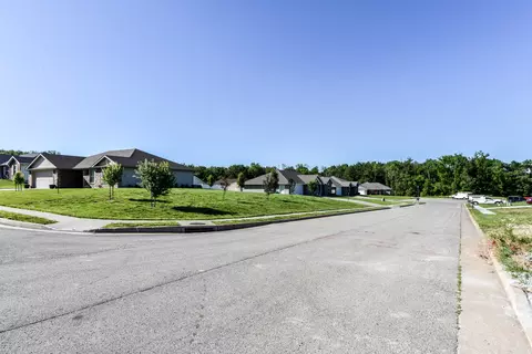 305 Venus St, Holts Summit, MO 65043 photo 18