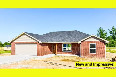 305 Venus St, Holts Summit, MO 65043 photo 1