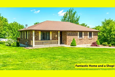 404 Barret St, Holts Summit, MO 65043 photo 1