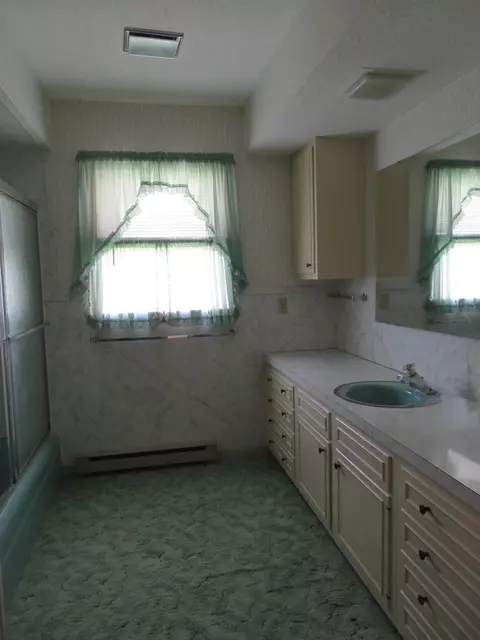 525 Baskett St, Paris, MO 65275 photo 26