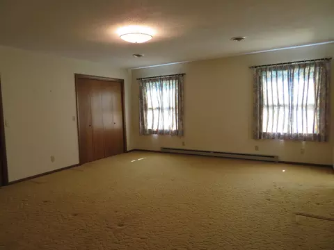 525 Baskett St, Paris, MO 65275 photo 20