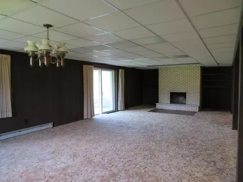 525 Baskett St, Paris, MO 65275 photo 40