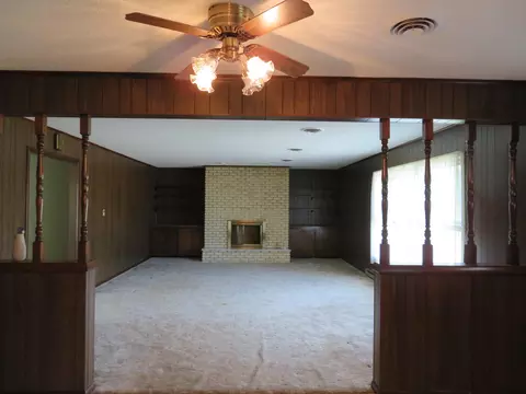 525 Baskett St, Paris, MO 65275 photo 18