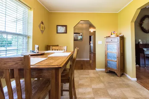 2041 Teal Ln, Holts Summit, MO 65043 photo 6