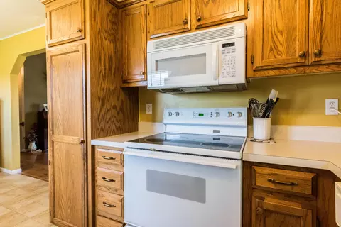2041 Teal Ln, Holts Summit, MO 65043 photo 10