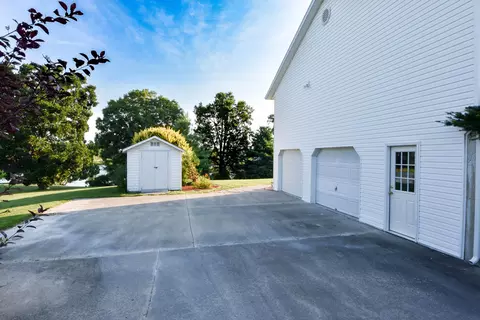 2041 Teal Ln, Holts Summit, MO 65043 photo 29