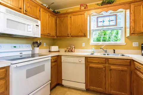 2041 Teal Ln, Holts Summit, MO 65043 photo 8