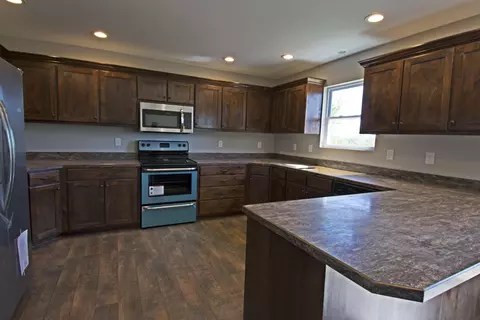 255 Venus St, Holts Summit, MO 65043 photo 2