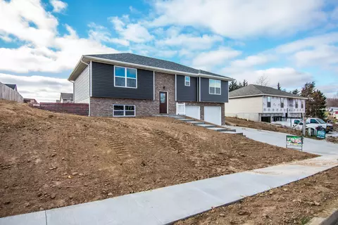 115 Mars, Holts Summit, MO 65043 photo 2