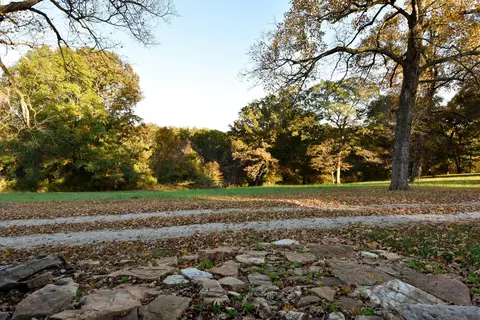 2925 Trails End, Holts Summit, MO 65043 photo 12