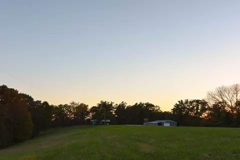 2925 Trails End, Holts Summit, MO 65043 photo 29