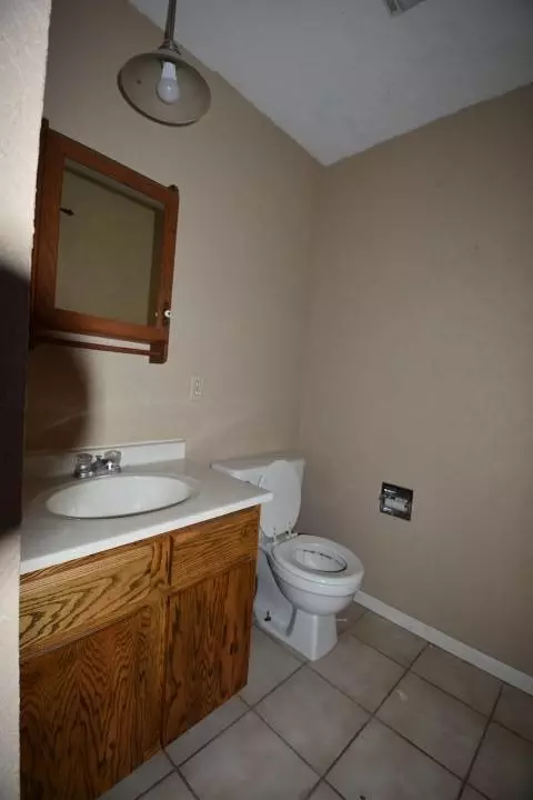 1819 Cherry St, Mexico, MO 65265 photo 6