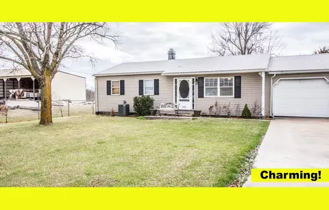 492 Karen Dr, Holts Summit, MO 65043 photo 1