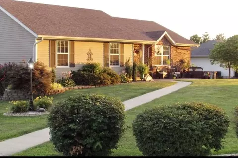 2042 Teal Ln, Holts Summit, MO 65043 photo 11