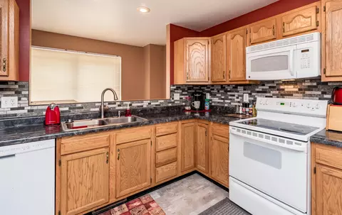 400 E Sackets Rd, Columbia, MO 65202 photo 12