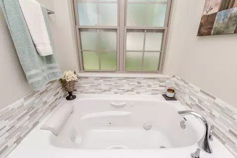 450 Edwards Dr, Holts Summit, MO 65043 photo 23