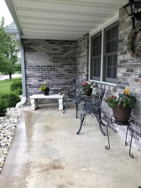 1908 Lakeview Dr, Fulton, MO 65251 photo 2