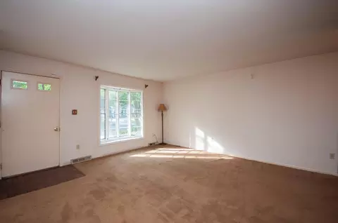 13 E Alhambra Dr, Columbia, MO 65203 photo 6