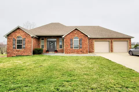 10899 Broadacre Dr, Holts Summit, MO 65043 photo 1