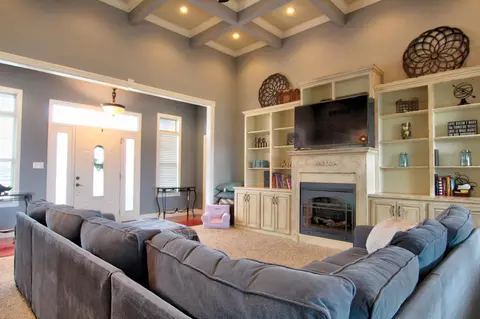 10899 Broadacre Dr, Holts Summit, MO 65043 photo 5