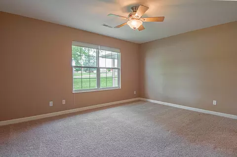 155 Star Dr #B, Holts Summit, MO 65043 photo 11