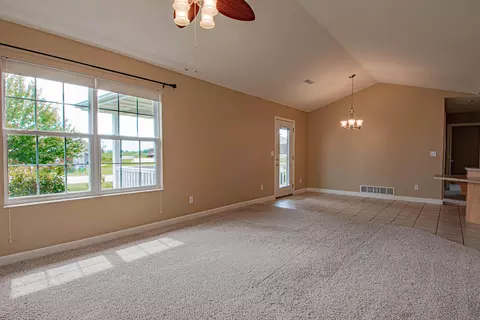 155 Star Dr #B, Holts Summit, MO 65043 photo 4