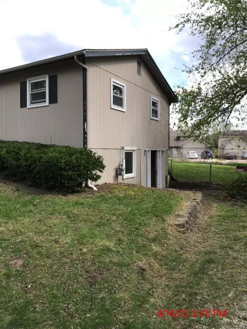 520 E Clearview Dr, Columbia, MO 65201 photo 2