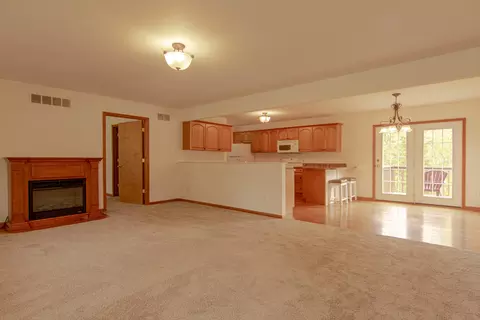 684 Westminster Pl, Holts Summit, MO 65043 photo 3